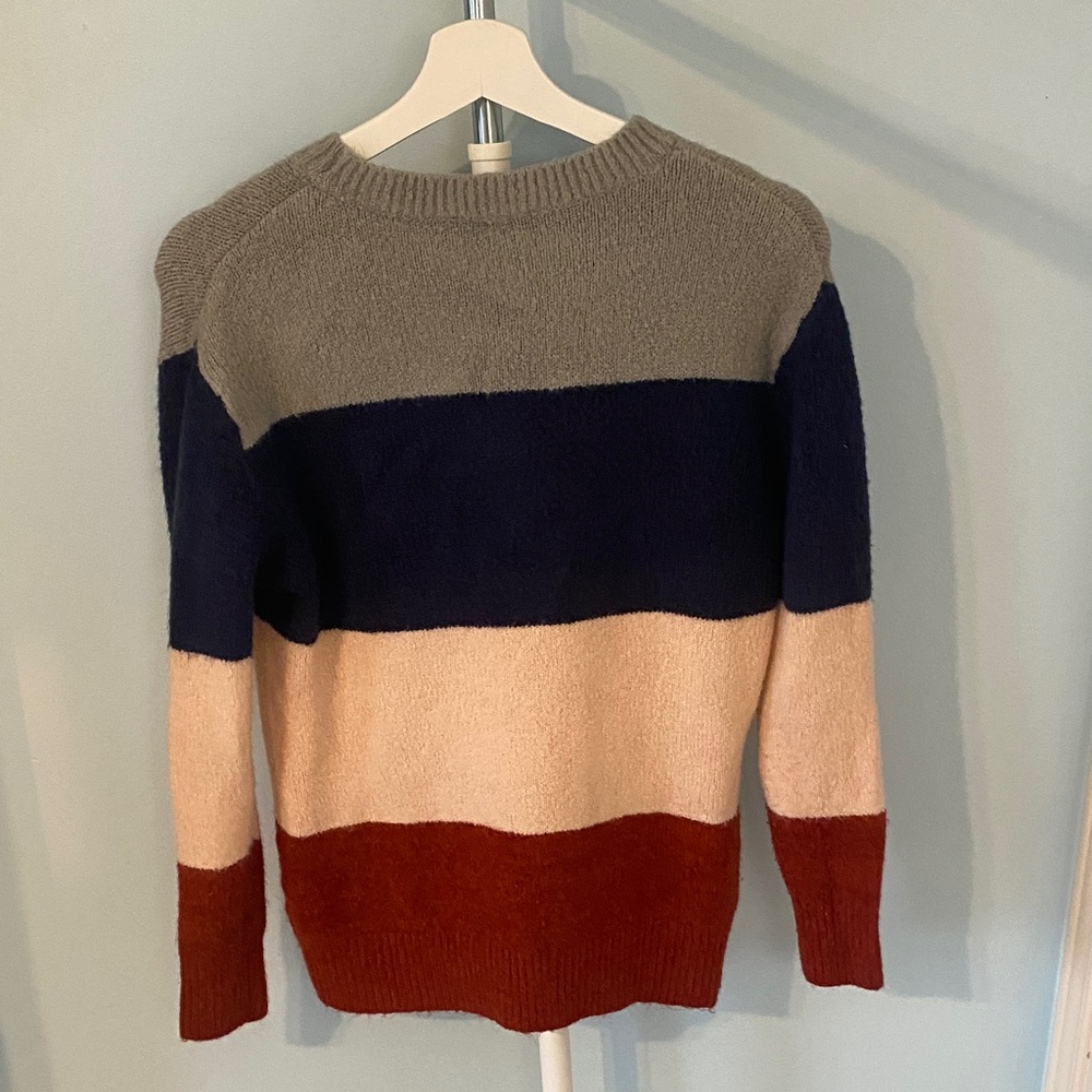 Colorblock Sweater - Picture 3 of 3